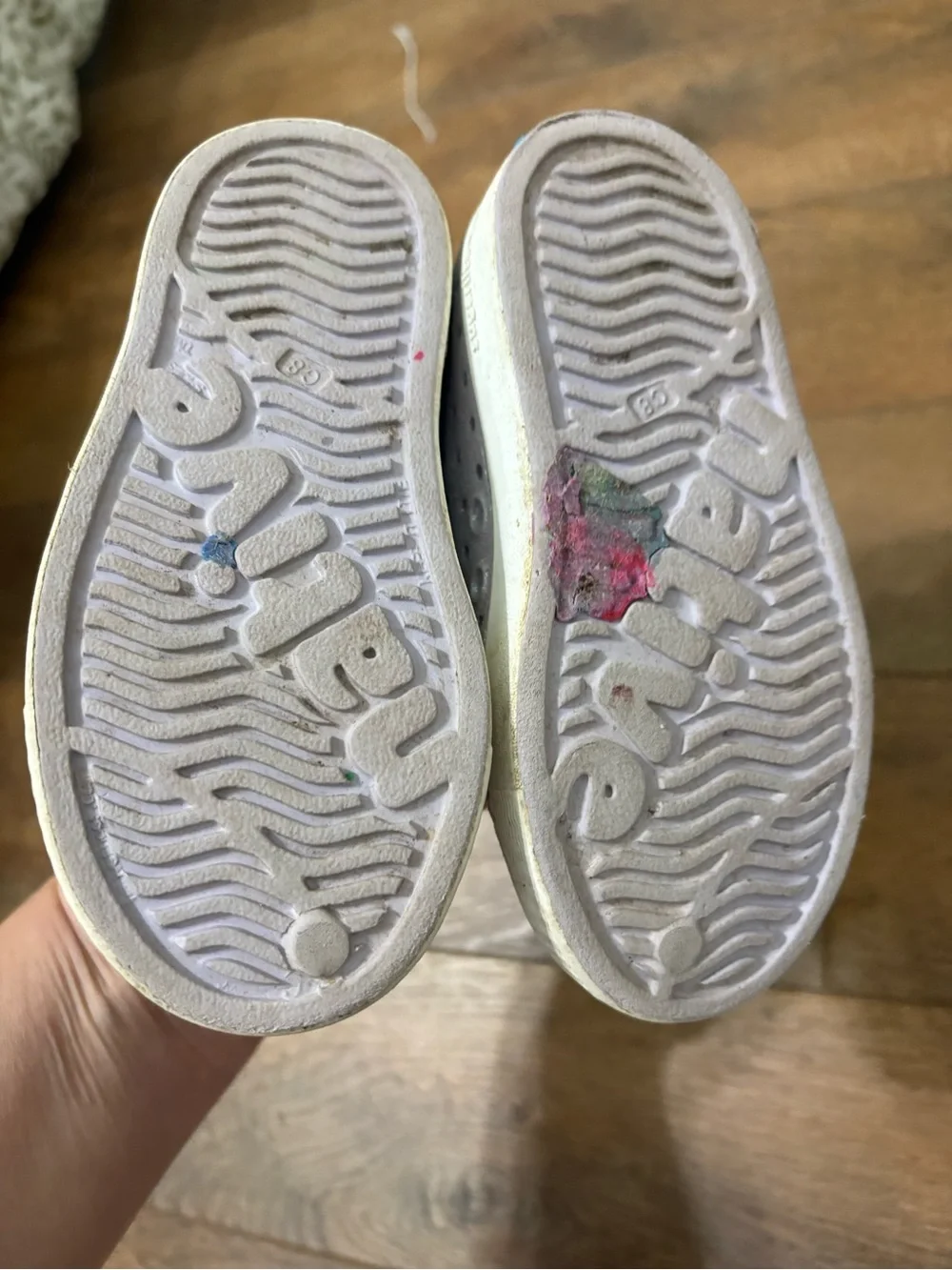 Native Jefferson Bling Glitter Slip-On Sneakers C8